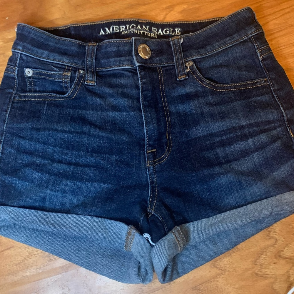 Super stretched shorts